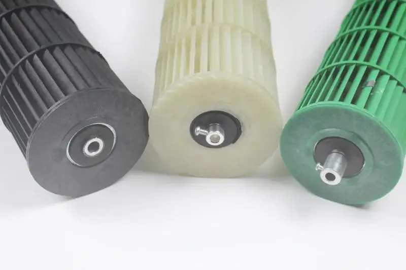 PLASTIC CROSS FLOW